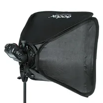 godox-s-type-bracket-bowens-softbox-80x80cm.jpg