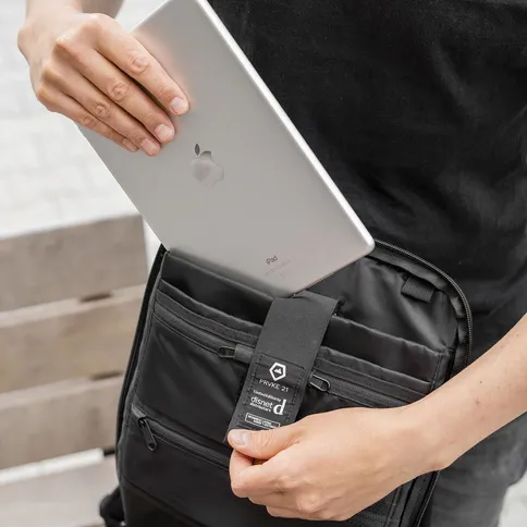 WANDRD-PRVKE-21-Liter-Grey-PRO-Cube-V3_7.jpg