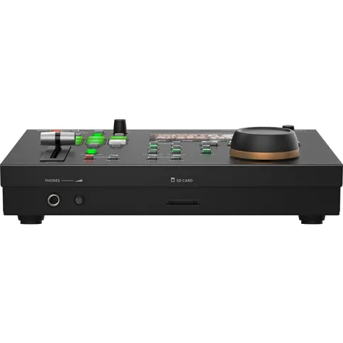 Roland-P-20HD-video-instant-replayer_3.jpg