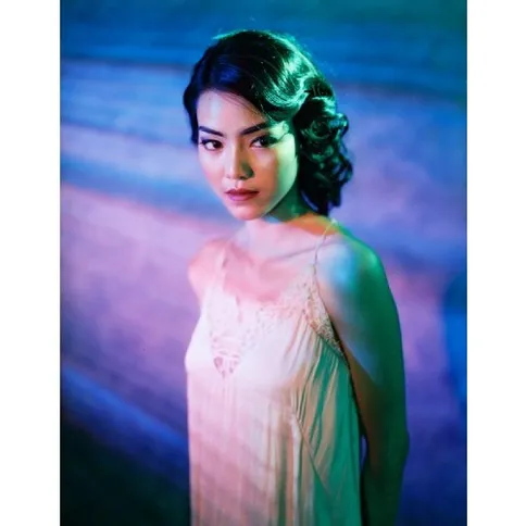 CineStill-Xpro-800-Tungsten-C-41-120_5.jpg