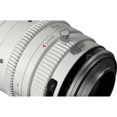 DZOFilm-Catta-FF-Zoom-70-135mm-T2-9-White-E-Mount_6.jpg