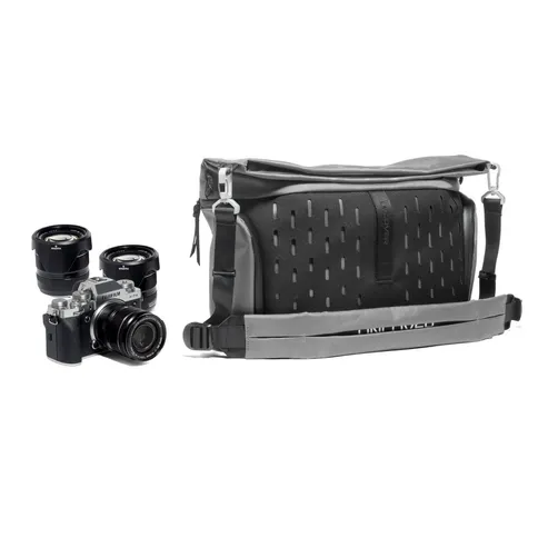 manfrotto-uncover-messenger-12l-01-hero.jpg