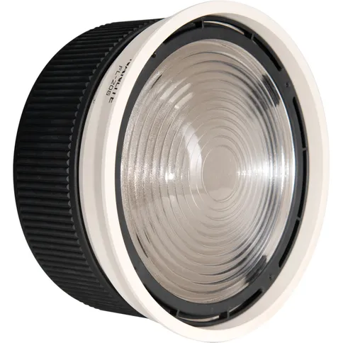 nanlite-fresnel-lens-w-barndoors-1.jpg