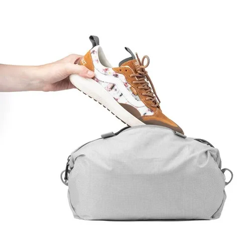 Peak-Design-Shoe-Pouch-V2-raw_3.jpg