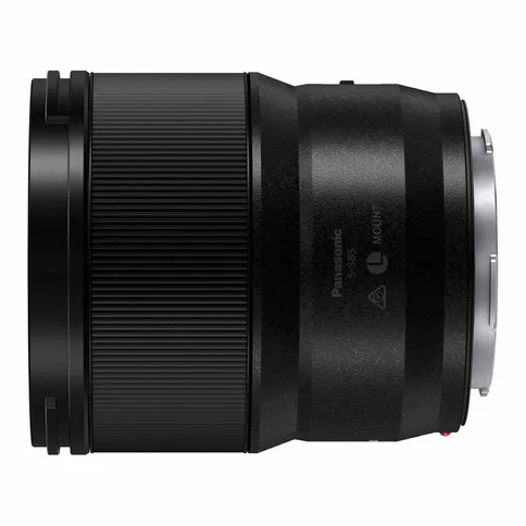 Lumix-S-85mm-F1-8_3.jpg