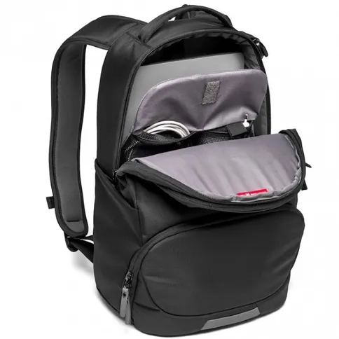 Manfrotto-Advanced-Active-Backpack-III_4.jpg