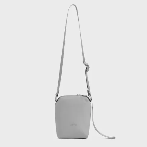 1_Urth-Andesite-Pouch-StoneGrey.jpg