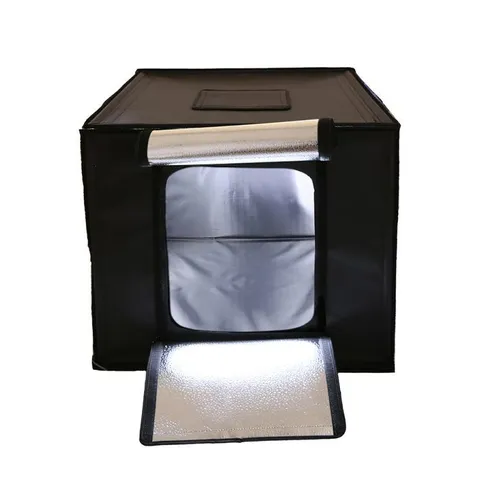PHOTOGALERIE_PORTABLEMINI_STUDIO_50X50_LED_1.jpg