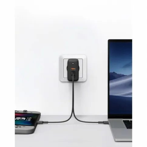Aukey-Omnia-3-Port-PD-USB-C-Charger-90W-and-Cable_3.jpg