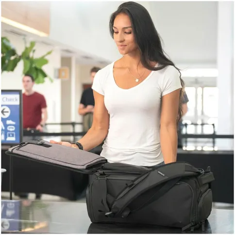 Gomatic-40L-Travel-Bag-V2_12.jpg