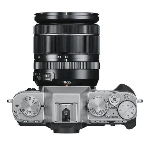 Fujifilm X-T30 zilver met 18-55mm zwart-bovenkant.jpg