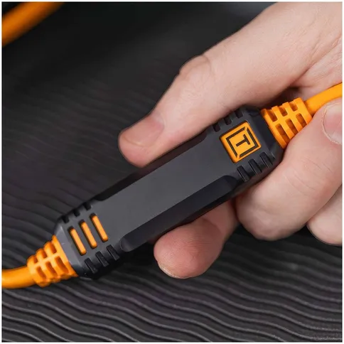 Tether-Tools-TetherPro-Optima-10G-USB-C-9-4m-straight-black_3.jpg