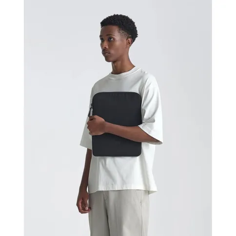 Urth-Naos-13-14-Laptop-Sleeve-zwart_3.jpg