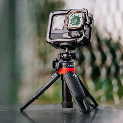 Joby-HandyPod-Clip-Extend-Tripod_12.jpg