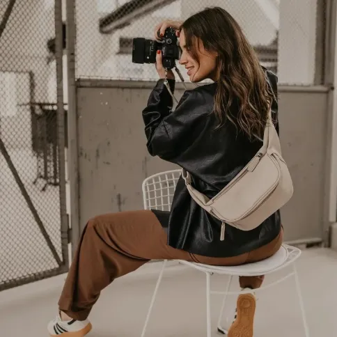 loulex-fanny-pack-beige_5.webp