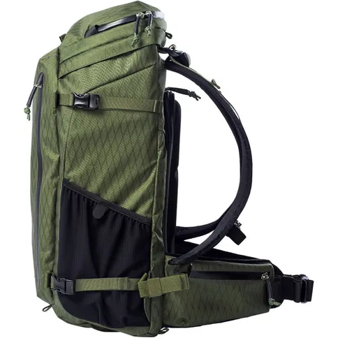 F-Stop-Kashmir-2-AIR-33L-Backpack-Female-Torso-Version-Cypress_4.jpg