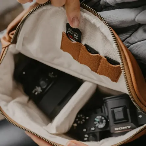 loulex-fanny-pack-brown_6_.webp