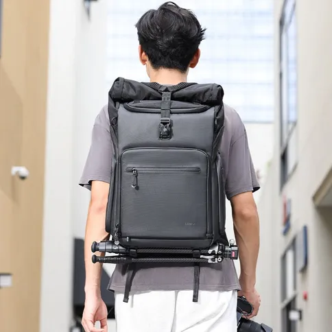 Ulanzi-BT01-Business-Travel-Backpack-32-liter-met-tailleband_8.jpg
