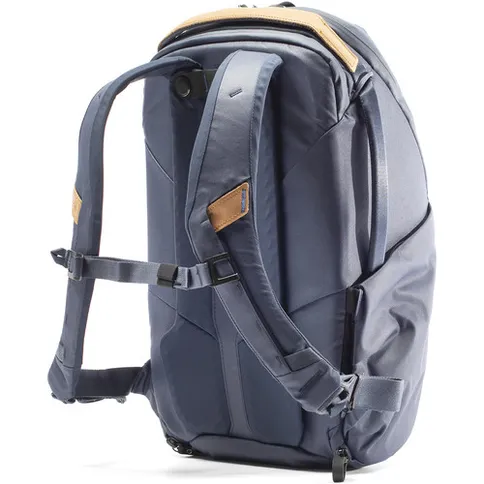 Peak_Design_Everyday_backpack_zip_20L_v2_midnight_05.jpg