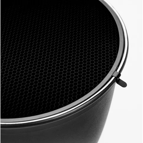Caruba-11-Focus-Reflector-met-Grid-Pack-Bowens_4.jpg