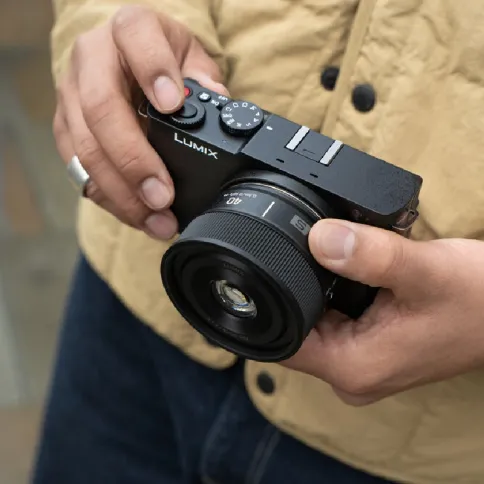 Panasonic LUMIX S 40mm F_2 zwart_4.webp
