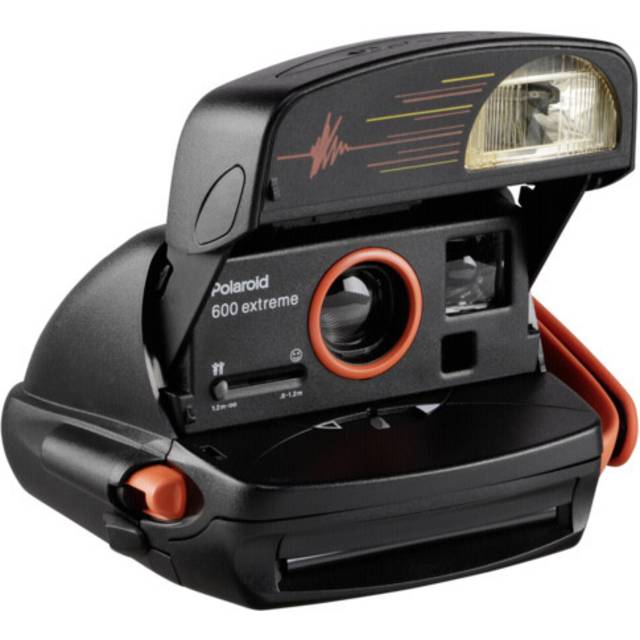 Polaroid Refurbished 600 Round Camera