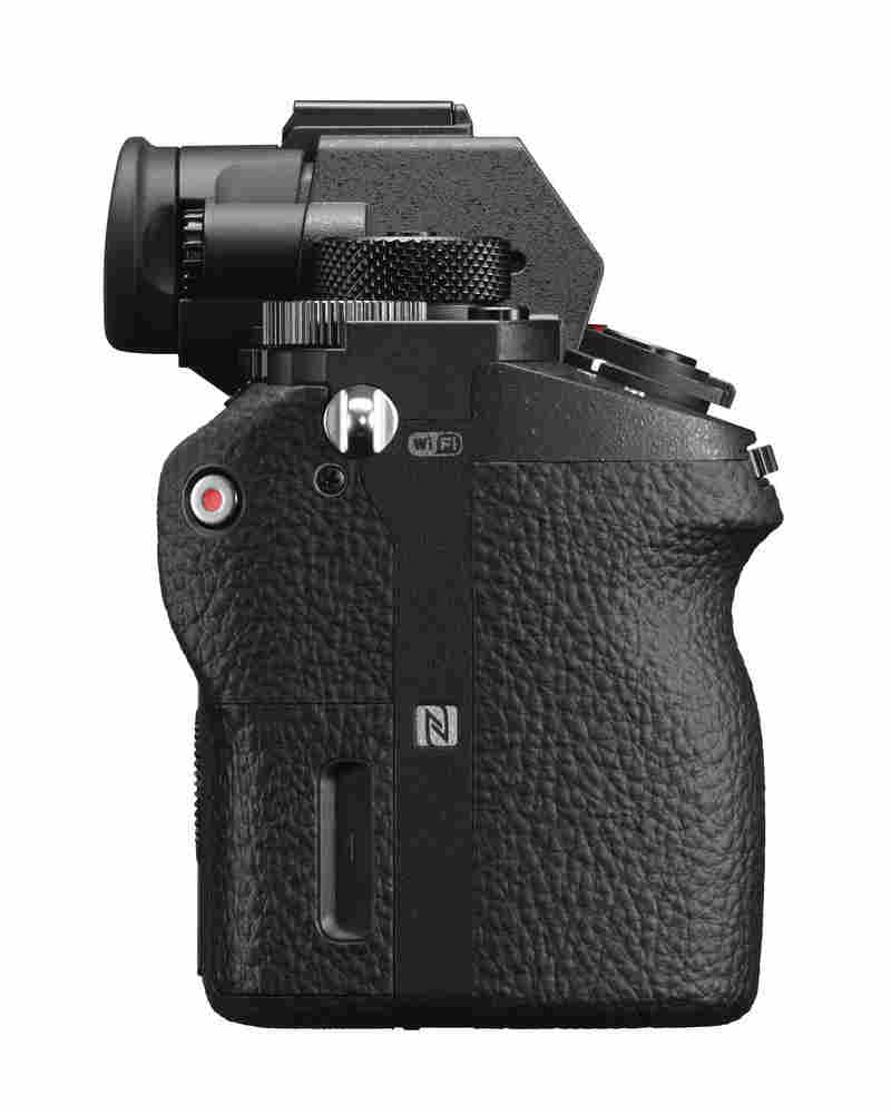 Sony Alpha A7R II Body (E-Mount) (Ex-Demo)