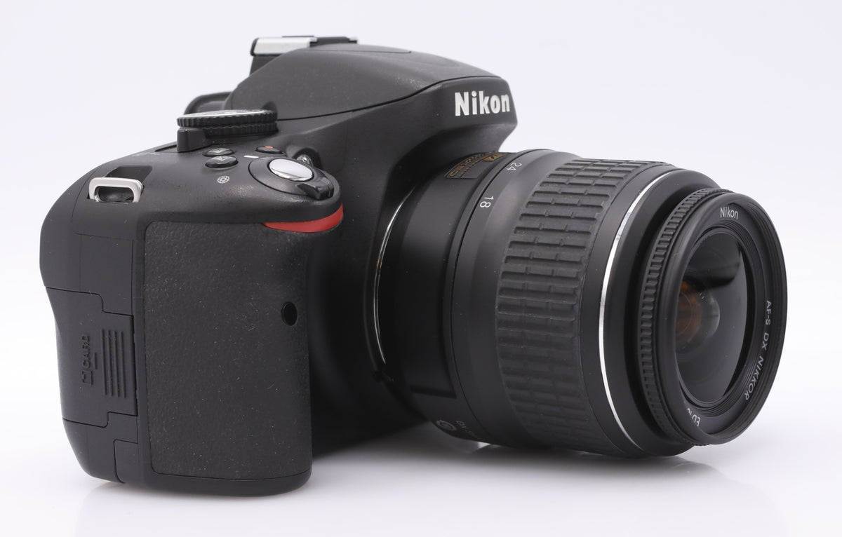 Nikon D5100 body + AF-S 18-55mm F/3.5-5.6G II DX occasion