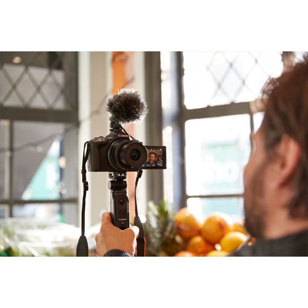 Canon EOS R50