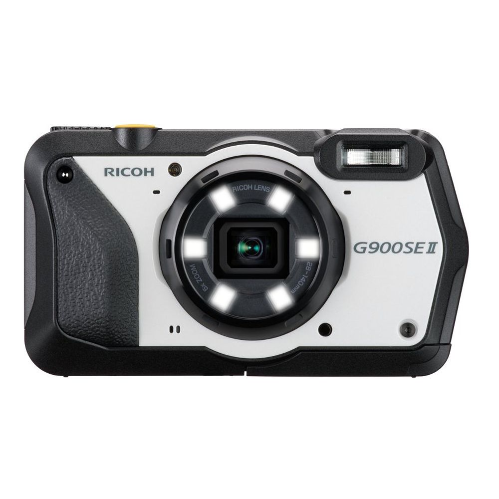 Ricoh G900 SE II compact camera
