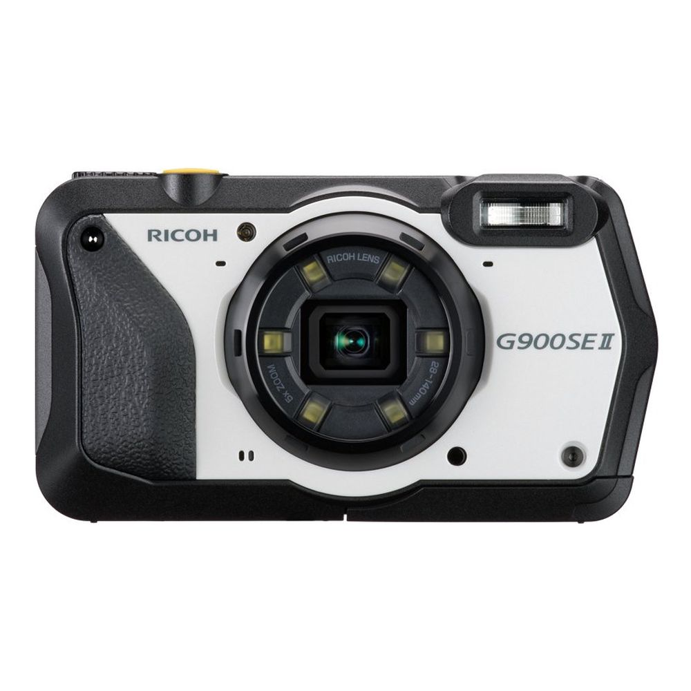 Ricoh G900 SE II compact camera
