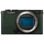 Panasonic Lumix S9 Oliva Oscuro + Lumix S 18-40mm f/4.5-6.3