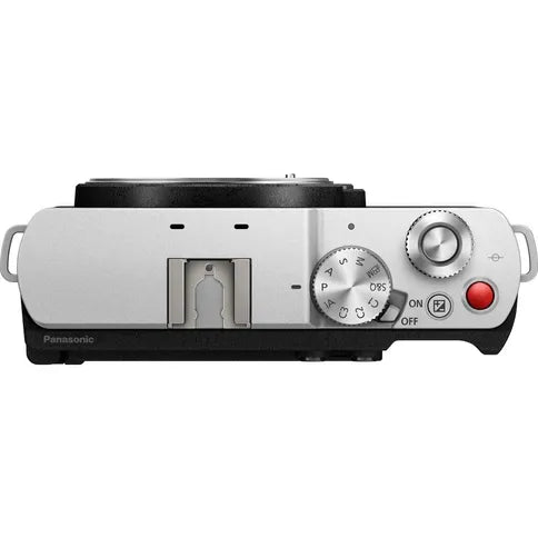 Panasonic Lumix S9 Silver/Black + Lumix S 18-40mm f/4.5-6.3