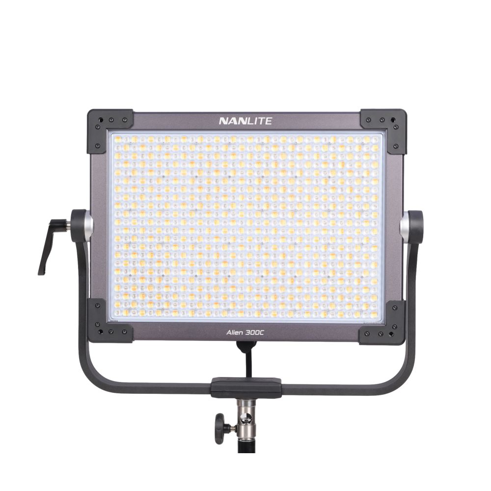 Panel de luz LED RGBWW Nanlite Alien 300C