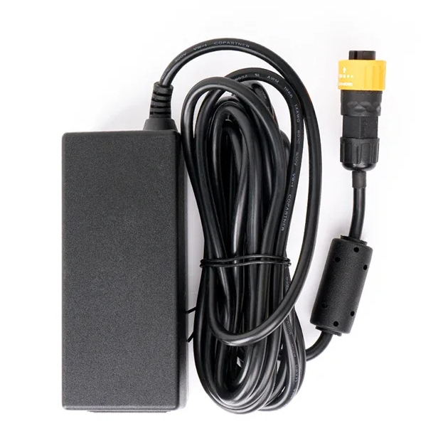 Adaptador de corriente Aputure para el kit MC 4